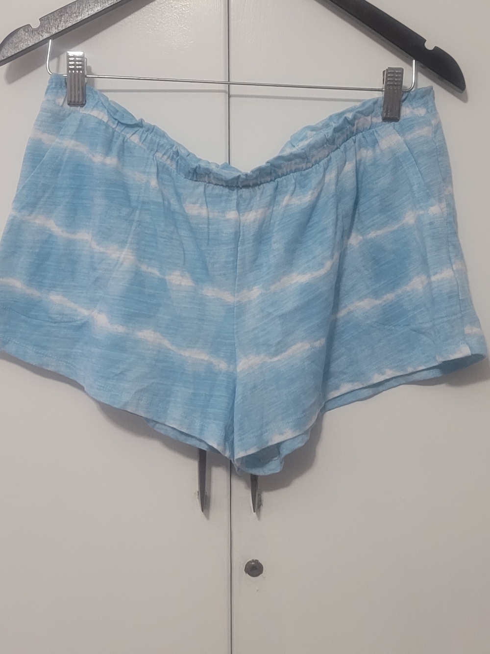 Secret Treasures Blue and White Tie-Dye Lounge Shorts